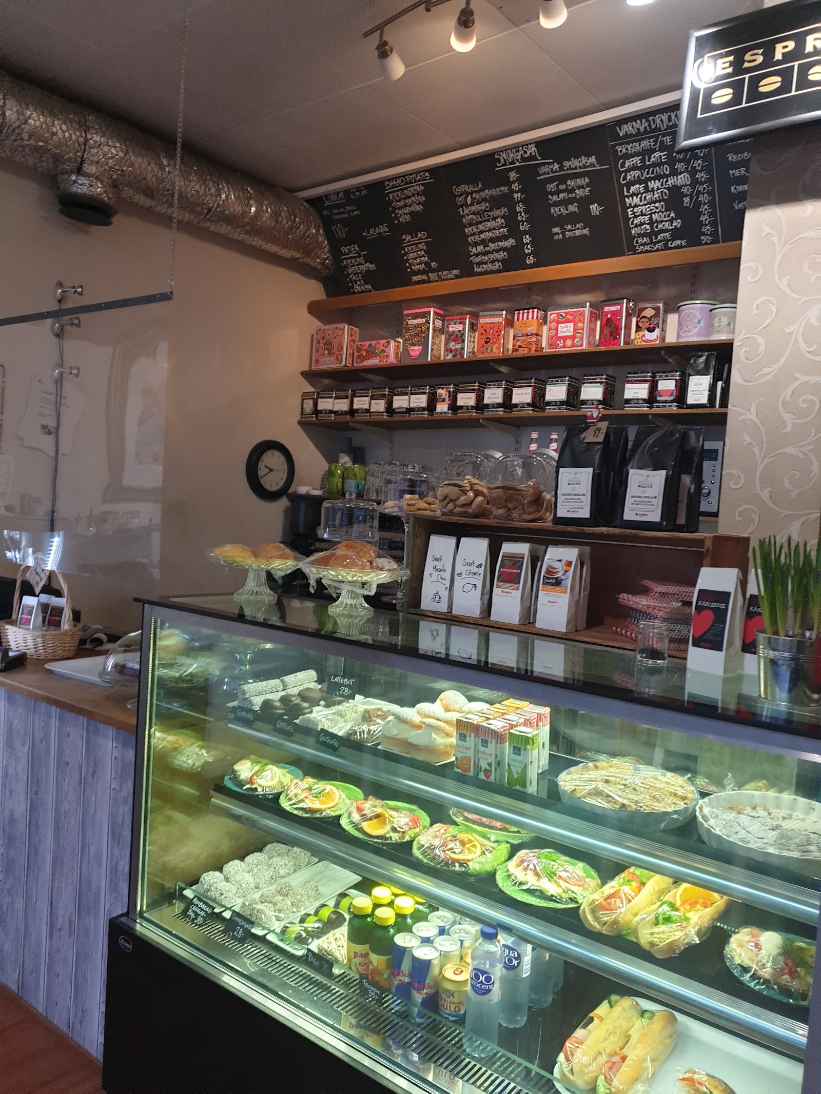 Farbror Knuts Café – bild 2