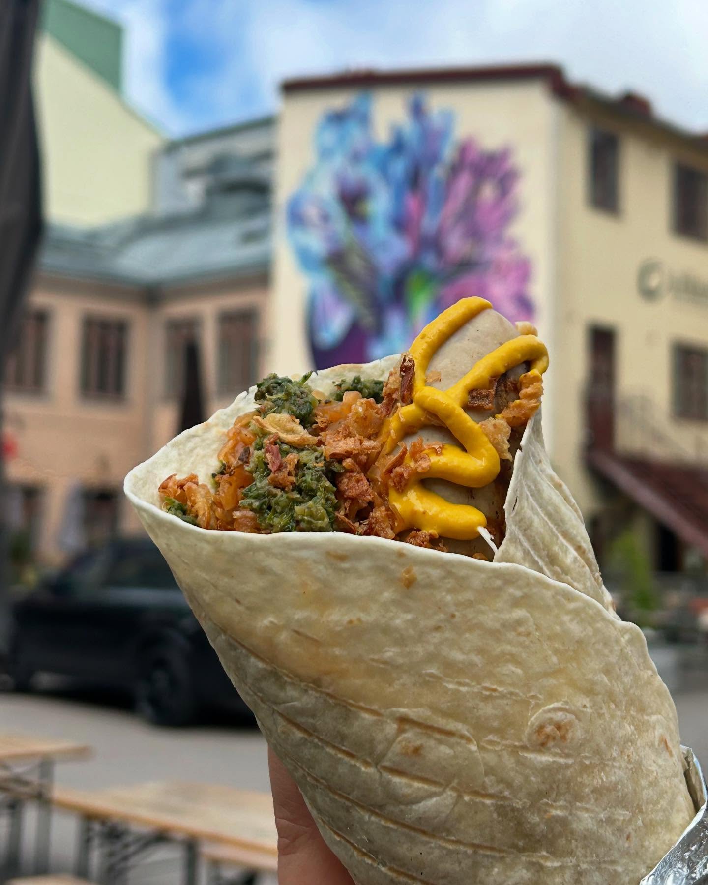 Crave Food Truck – bild 2